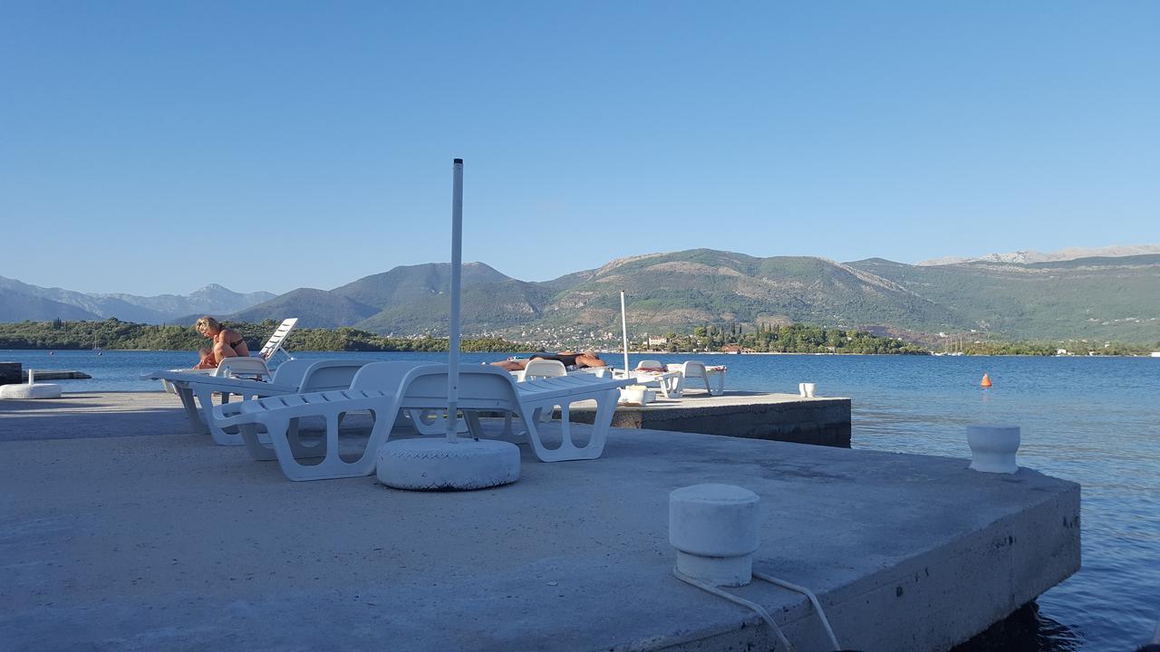 Apartments Klakor Ps Tivat Exteriör bild