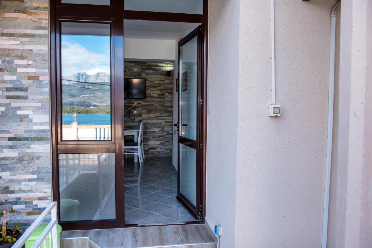 Apartments Klakor Ps Tivat Exteriör bild