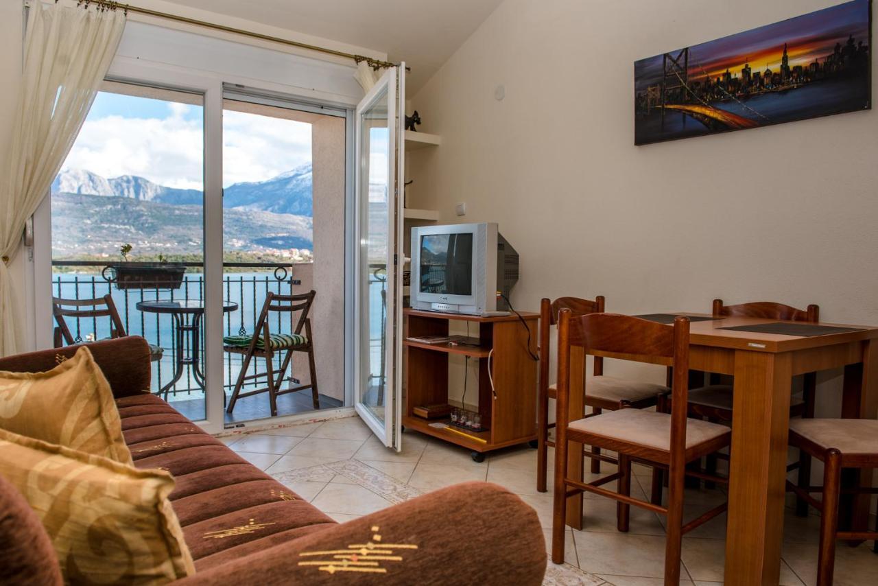 Apartments Klakor Ps Tivat Exteriör bild