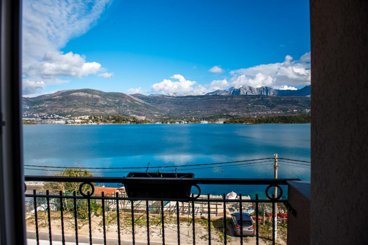 Apartments Klakor Ps Tivat Exteriör bild
