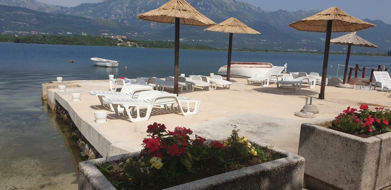 Apartments Klakor Ps Tivat Exteriör bild