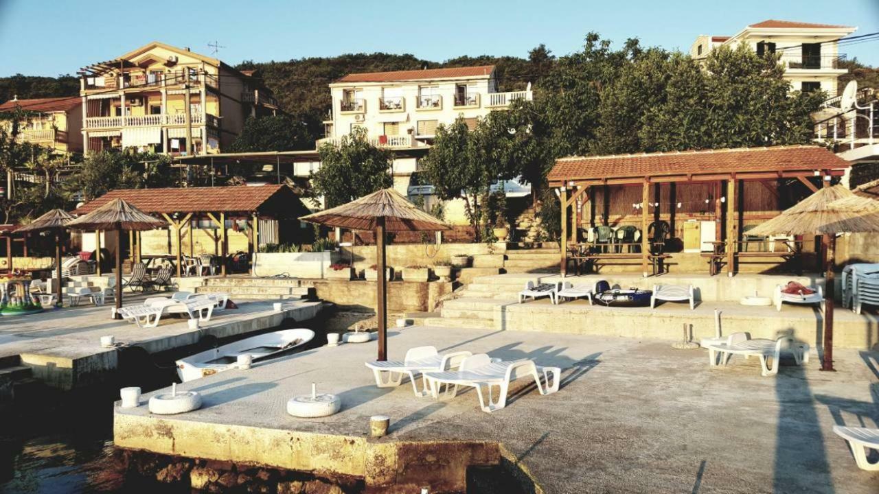 Apartments Klakor Ps Tivat Exteriör bild